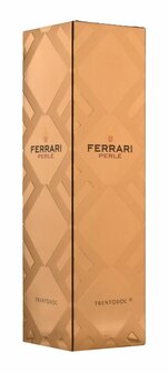 Ferrari, Gift box 1 fles Perlé